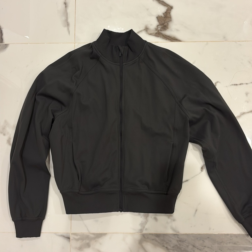 Lululemon - Wunder Train Track Jacket *Twill - Graphite Grey - Picture 5 of 8